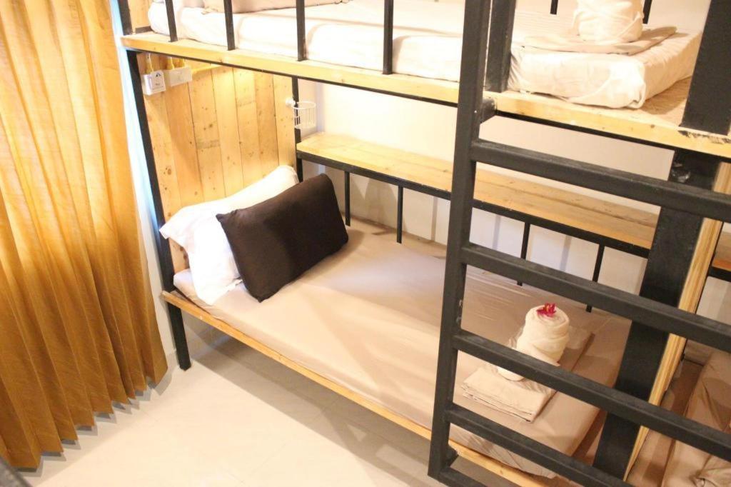 B&B hostel @ Jomtien Buitenkant foto